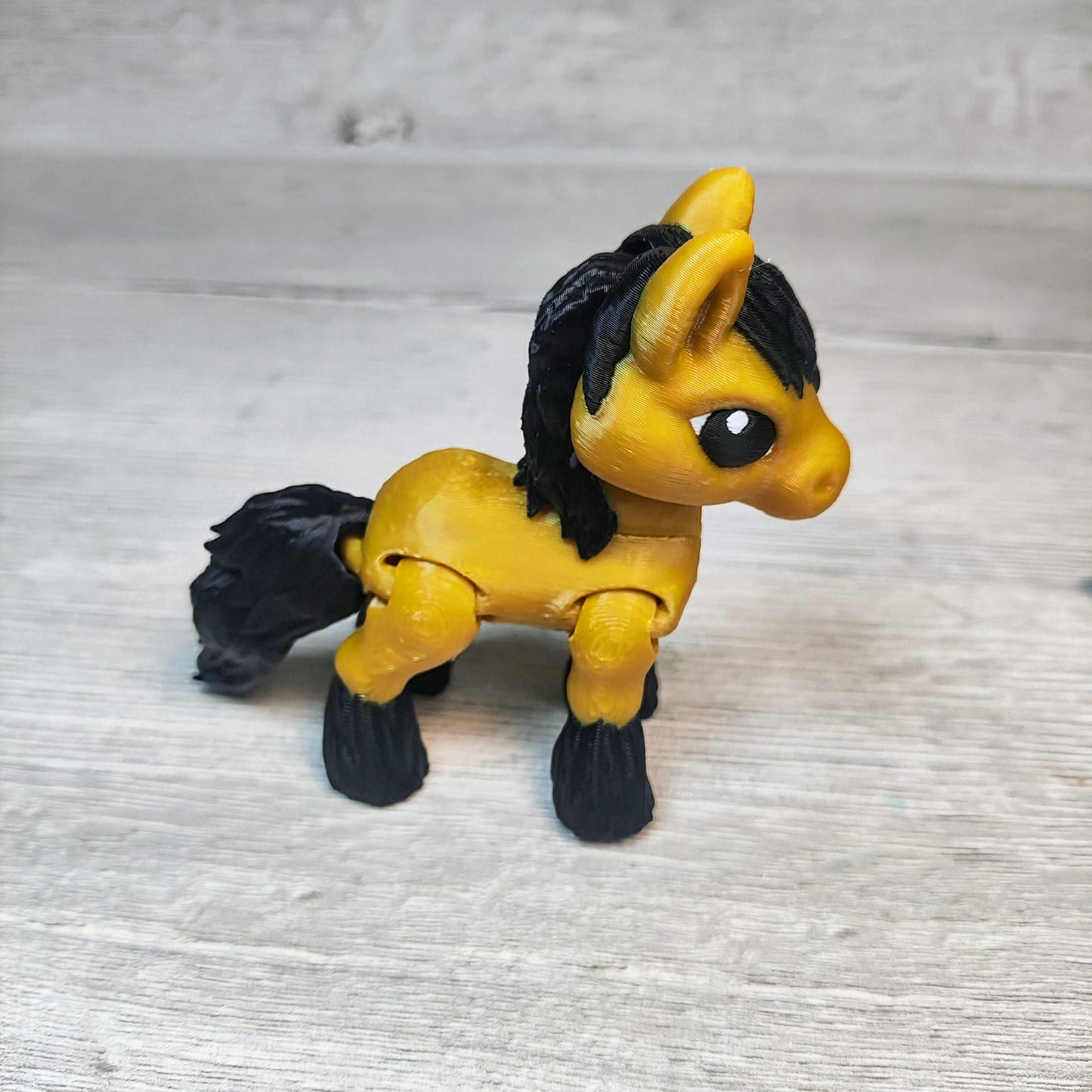 Tiny Horse – 3D Printed Fantasy Figure by Cinderwing3D