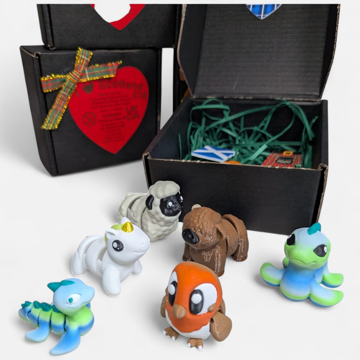 Scottish Mini Figure Gift Box — 6-Piece Collectors Set