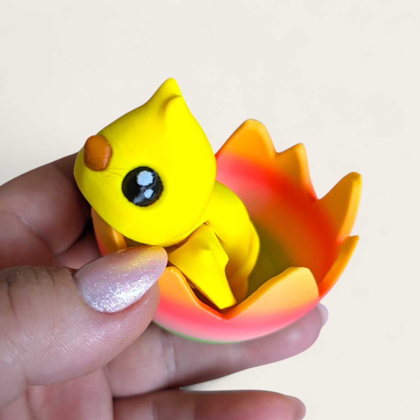 Hatchling Chick in Egg – Articulated Easter 3D Printed Decor