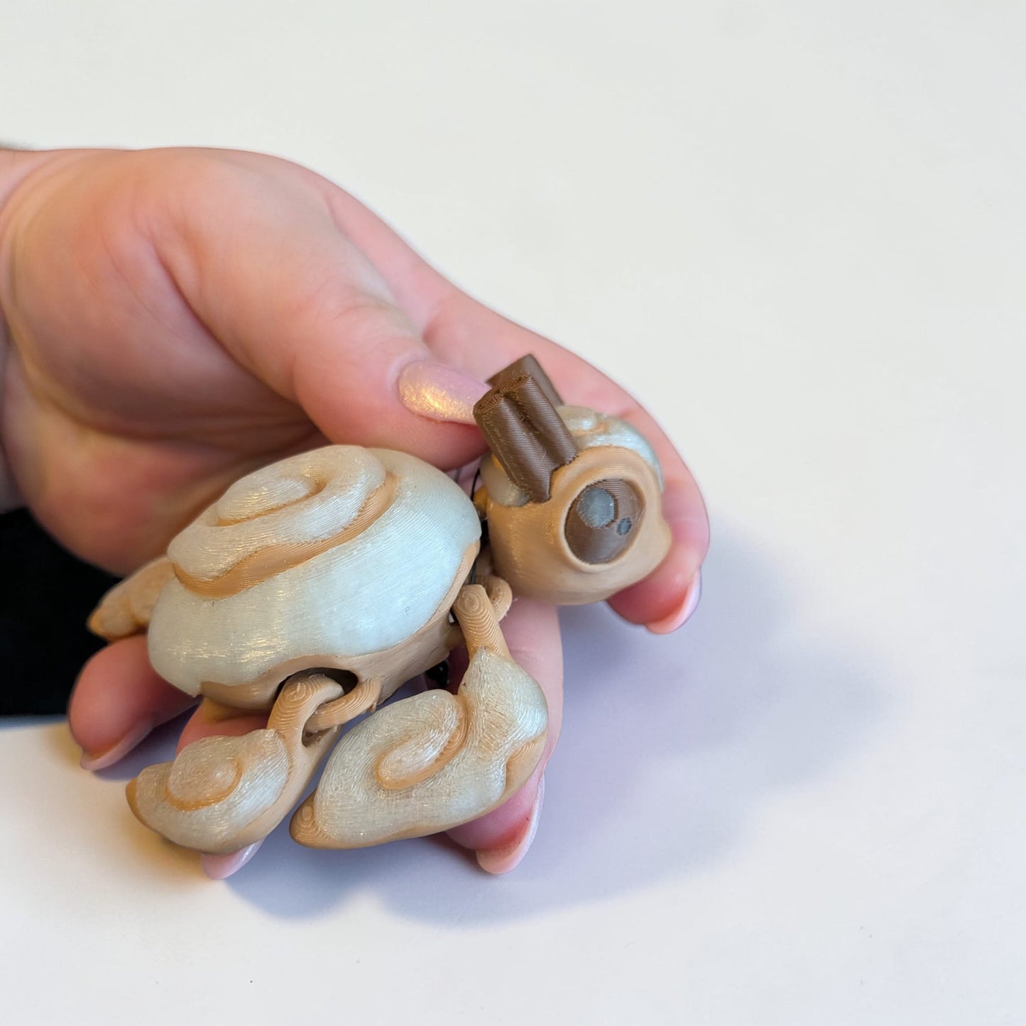 Cinnamon Swirl Turtle – Glow in the Dark Articulated 3D Printed Figure