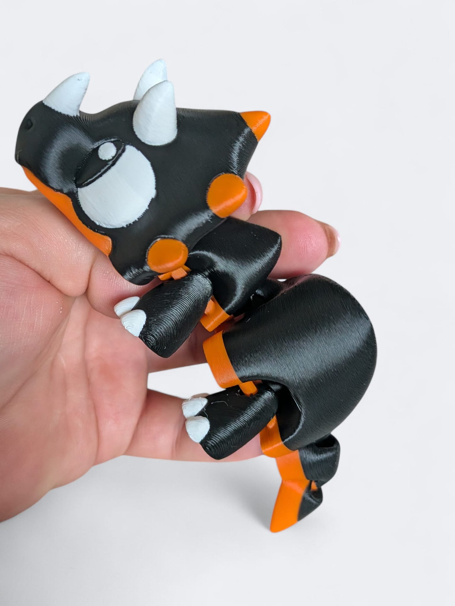 Baby Triceratops – Articulated 3D Printed Desk Companion