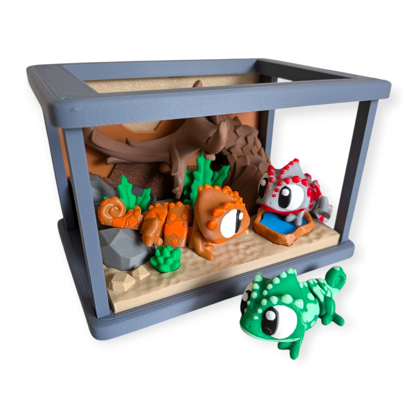 Chameleon Tank Diorama Set – Articulated 3D Printed Display