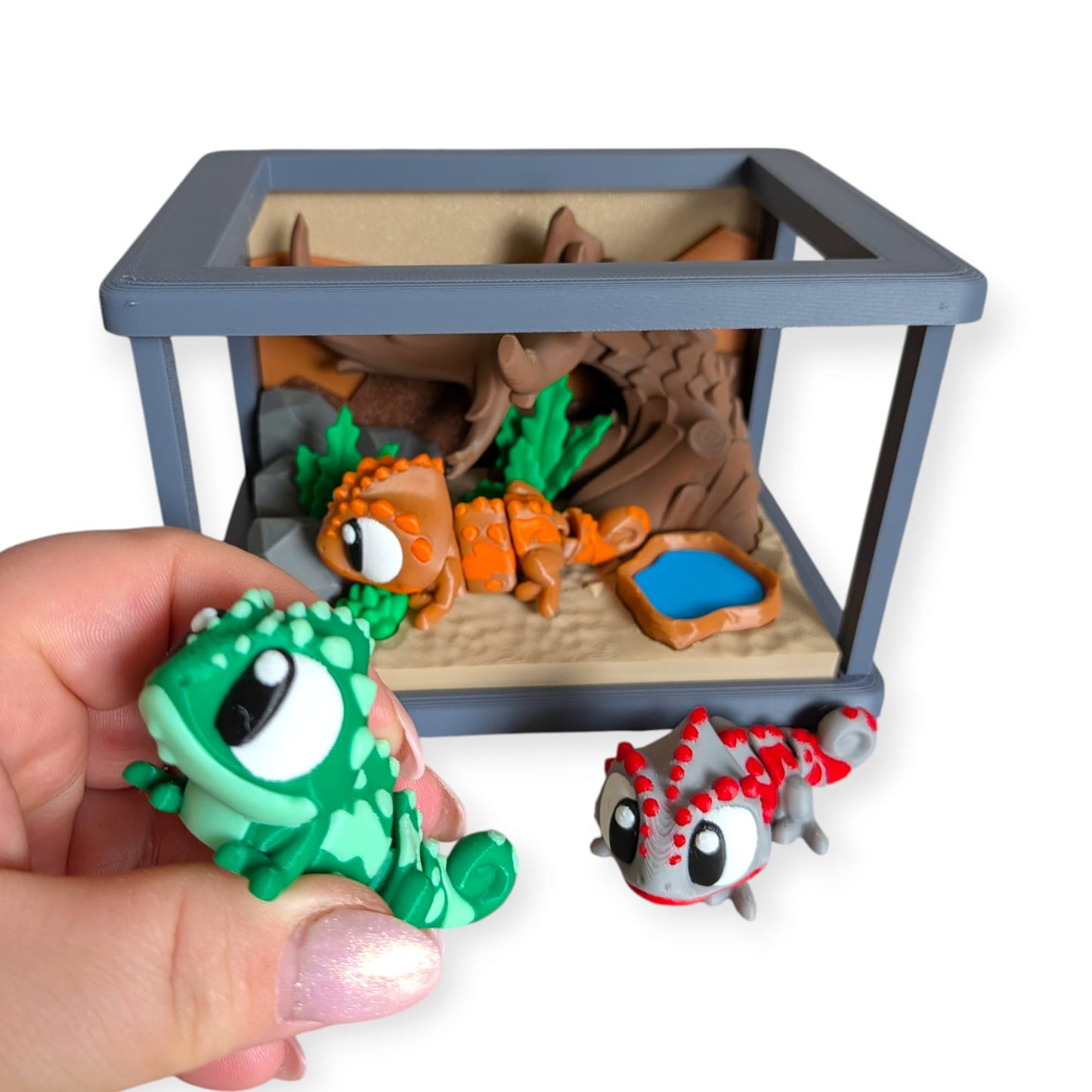 Chameleon Tank Diorama Set – Articulated 3D Printed Display
