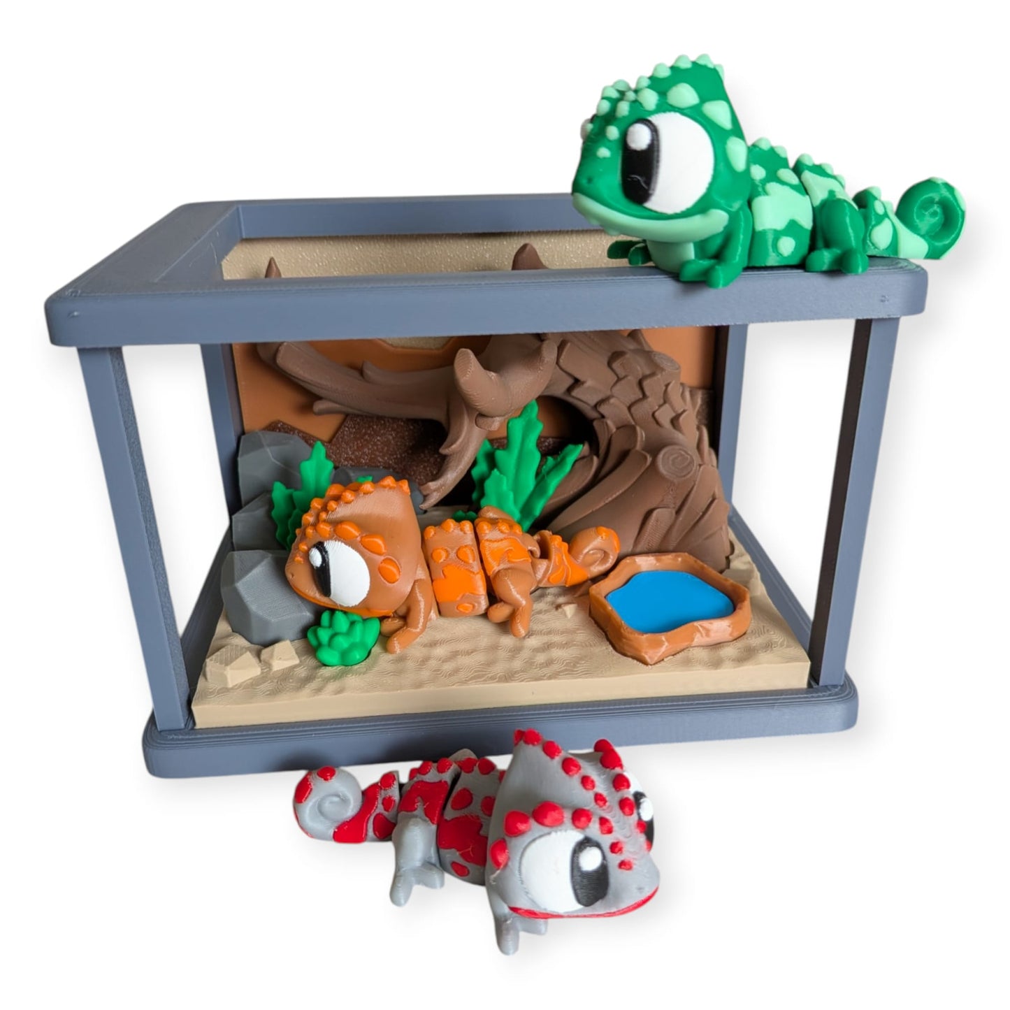 Chameleon Tank Diorama Set – Articulated 3D Printed Display