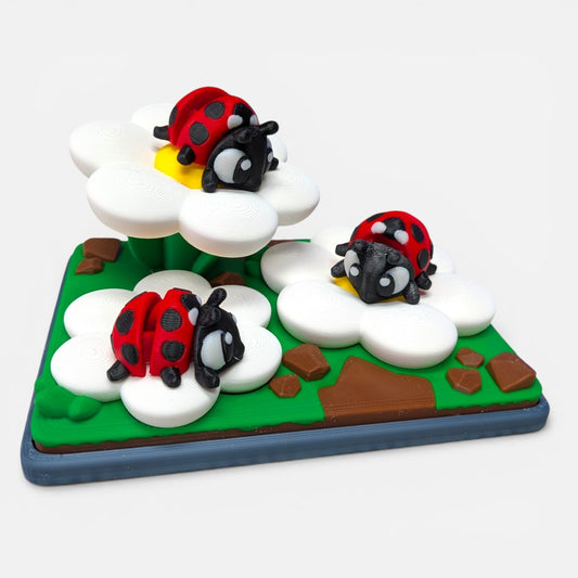 🐞 Ladybird Garden Display Set – Collectable Nature Scene