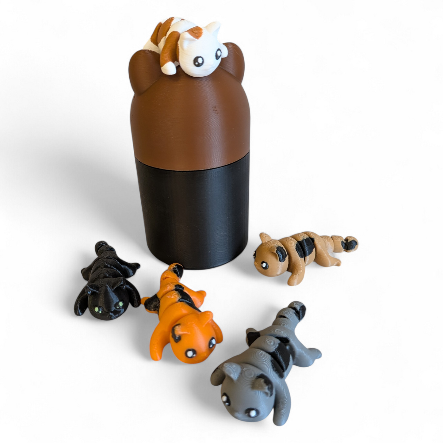Mini Cats in Cat Box by ZOU3D – 3d Printed Collectable Set
